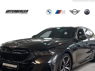 Nuova BMW 540 Comfort Edition 303 CV (222 kW) 2025 Grigio Station wagon