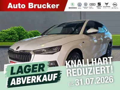 Neu Skoda Scala Selection 116 PS (85 kW) 2025 Weiss Kleinwagen
