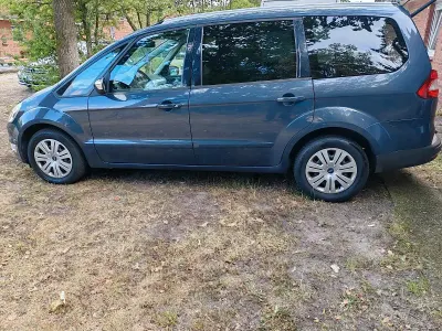 Gebraucht Ford Galaxy 140 PS (102 kW) 2014 Blau Van / Kleinbus
