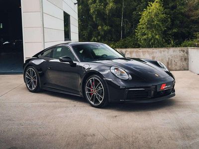 Porsche 911 Carrera
