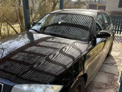 Gebraucht BMW 120 163 PS (119 kW) 2005 Schwarz Kleinwagen