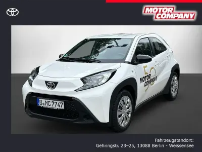 Gebraucht Toyota Aygo X X-play 72 PS (52 kW) 2025 Weiß SUV