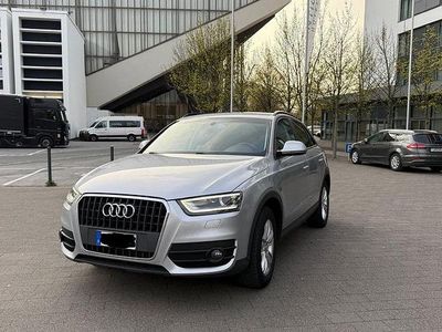 Gebraucht Audi Q3 Ambiente 140 PS (102 kW) 2014 Silber SUV