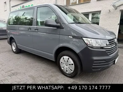 Gebraucht VW Transporter 150 PS (110 kW) 2022 Grau Van