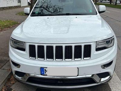 Second-hand Jeep Grand Cherokee Summit 250 CP (183 kW) 2015 Alb SUV