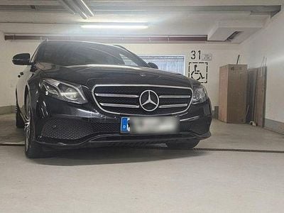 Mercedes E220