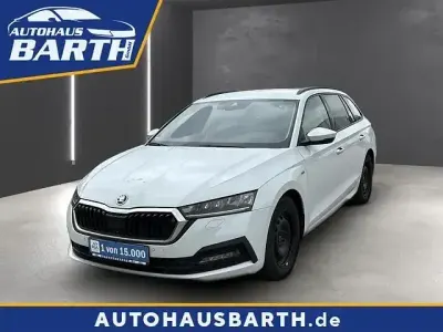 Gebraucht Skoda Octavia Clever 116 PS (85 kW) 2021 Weiß Kombi