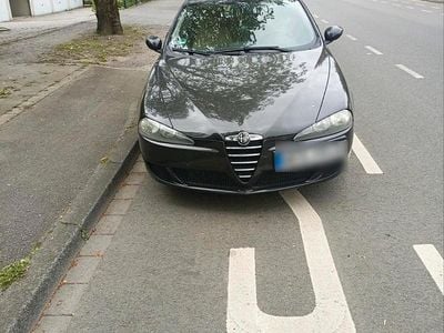 Gebraucht Alfa Romeo 147 120 PS (88 kW) 2006 Schwarz Kleinwagen