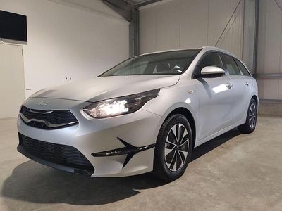 Second-hand Kia Ceed Sportswagon 140 CP (102 kW) 2024 Argintiu Break