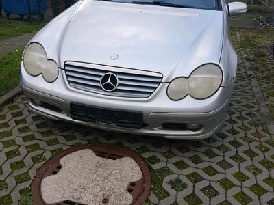 Mercedes C180