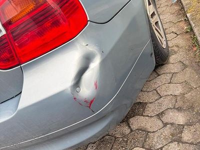 Gebraucht BMW 318 129 PS (94 kW) 2007 Blau Limousine