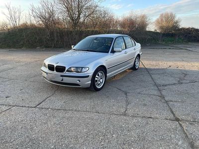 Gebraucht BMW 318 143 PS (105 kW) 2002 Silber Limousine