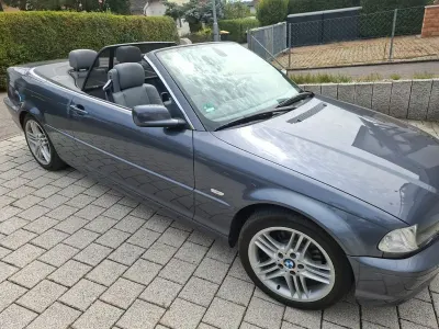 Gebraucht BMW 320 Cabriolet 170 PS (125 kW) 2002 Grau Cabrio