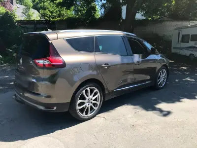 Occasion Renault Scenic E-Tech Bose Edition 160 ch (117 kW) 2017 Marron Monospace