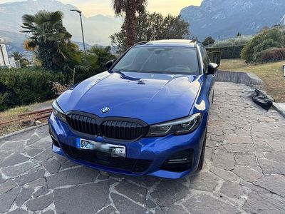 Blau Gebraucht 2021 BMW 330e Sport Line Kombi | 26.500 € (Etwas zu teuer)
