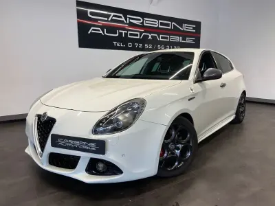 Gebraucht Alfa Romeo Giulietta Quadrifoglio Verde 241 PS (177 kW) 2015 Weiß Kleinwagen