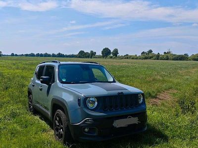 Gebraucht Jeep Renegade 140 PS (102 kW) 2014 Grau SUV