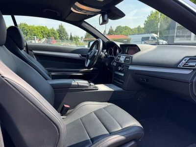 Mercedes E200