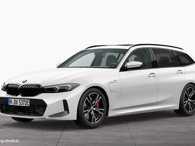 Gebraucht BMW 330e M Sport 184 PS (135 kW) 2025 Weiß Kombi
