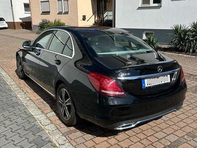 Schwarz Gebraucht 2016 Mercedes C200 Avantgarde Limousine | 22.999 € (Etwas zu teuer)