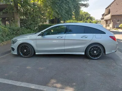 Gebraucht Mercedes CLA180 Shooting Brake AMG line 136 PS (100 kW) 2016 Silber Kombi