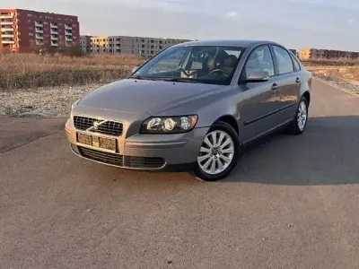 Occasion Volvo S40 Momentum 140 ch (102 kW) 2004 Gris Berline