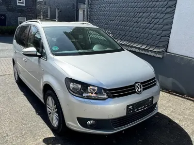 Usata VW Touran 140 CV (102 kW) 2015 Argento Monovolume