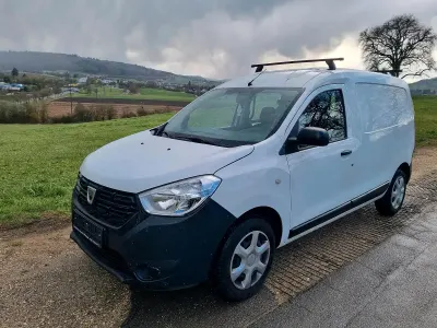 Gebraucht Dacia Dokker Essentiel 75 PS (55 kW) 2020 Gletscherweiss Van / Kleinbus