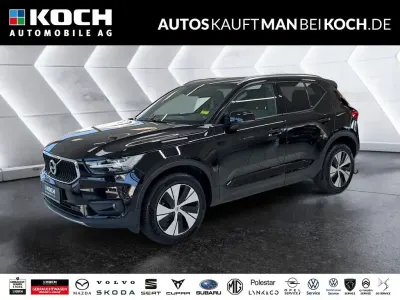 Gebraucht Volvo XC40 Momentum 163 PS (119 kW) 2022 Schwarz SUV