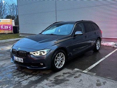 Grau Gebraucht 2017 BMW 318 Kombi | 11.599 € (Guter Preis)