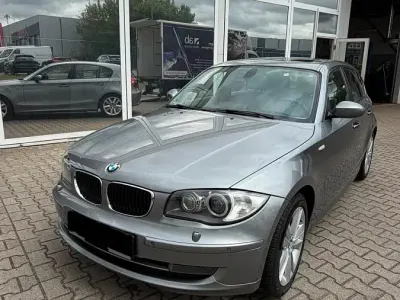 Gebraucht BMW 120 177 PS (130 kW) 2009 Grau Kleinwagen