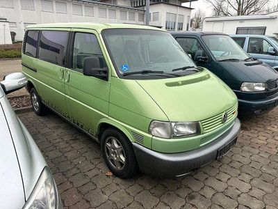 Grün Gebraucht 1998 VW Caravelle Van / Kleinbus | 5.899 € (Fairer Preis)