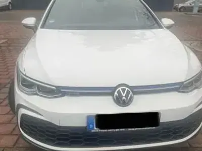 Gebraucht VW Golf VIII Life 150 PS (110 kW) 2022 Weiß Limousine