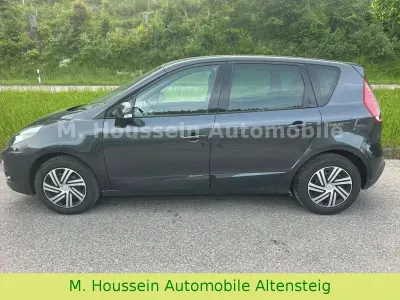 Gebraucht Renault Scenic E-Tech Dynamique 131 PS (96 kW) 2010 Schwarz Van / Kleinbus