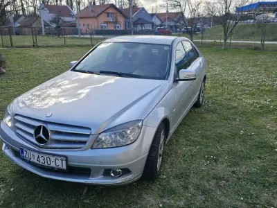Gebraucht Mercedes C200 Avantgarde 122 PS (89 kW) 2007 Limousine