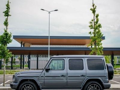 Mercedes G400