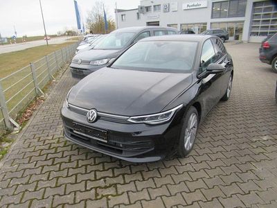 Neu VW Golf VIII Life 150 PS (110 kW) 2026 Schwarz Limousine