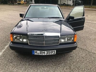 Gebraucht Mercedes 190 122 PS (89 kW) 1991 Blau Limousine
