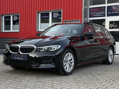 Gebraucht BMW 318 Advantage 150 PS (110 kW) 2021 Schwarz Limousine
