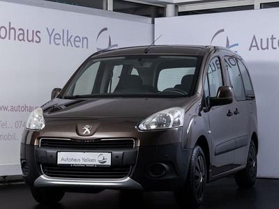 Gebraucht Peugeot Partner Tepee Active 120 PS (88 kW) 2014 Braun Van / Kleinbus
