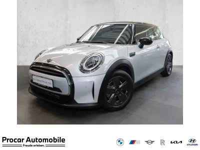 Używany Mini Cooper 136 KM (100 kW) 2022 Srebrny Hatchback