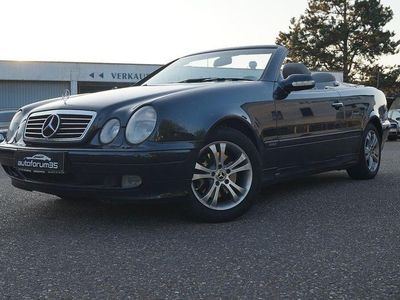 Usata Mercedes CLK320 218 CV (160 kW) 2000 Nero Cabrio