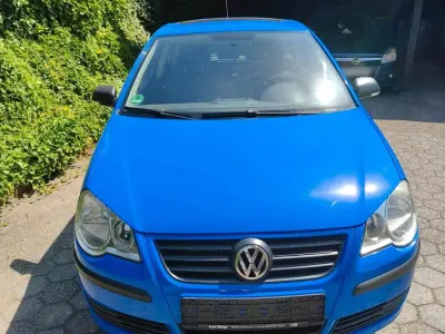 Gebraucht VW Polo 75 PS (55 kW) 2009 Blau Kleinwagen