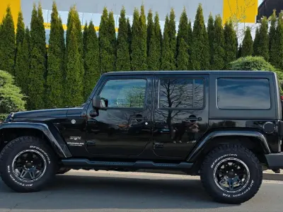 Gebraucht Jeep Wrangler Unlimited 200 PS (147 kW) 2018 Schwarz SUV