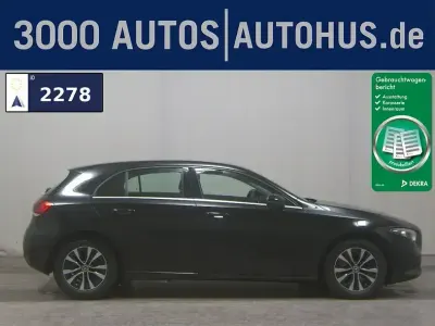 Gebraucht Mercedes A180 Style 116 PS (85 kW) 2023 Schwarz Limousine