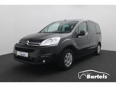 Gebraucht Citroën Berlingo SELECTION 99 PS (72 kW) 2017 Schwarz Van / Kleinbus