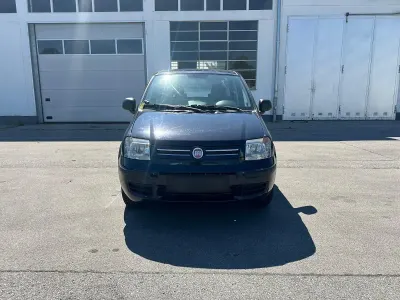 Gebraucht Fiat Panda 60 PS (44 kW) 2010 Blau Kleinwagen