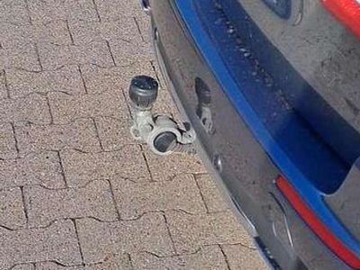 Mercedes E200