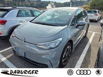 Gebraucht VW ID.3 Pro 150 kW (204 PS) 2023 Mondsteingrau Kleinwagen