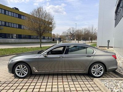 Gebraucht BMW 750L 449 PS (330 kW) 2017 Grau Limousine